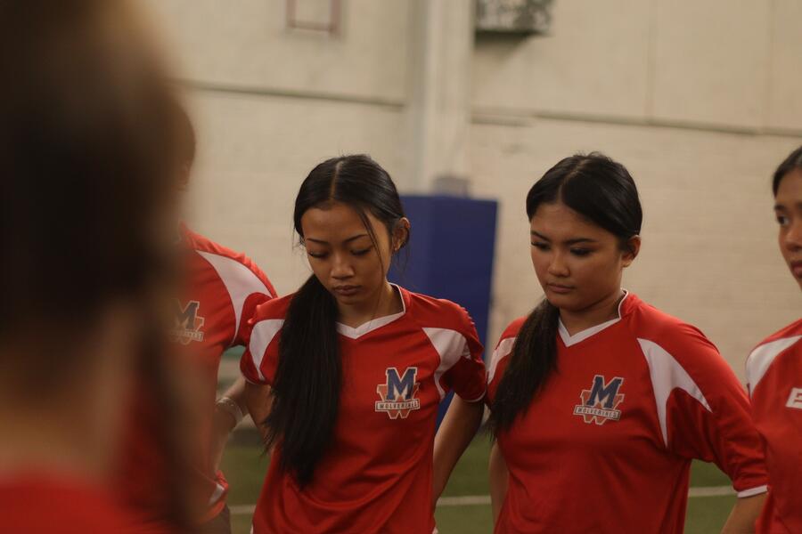 Varsity Girls Ultimate Frisbee, photo 2