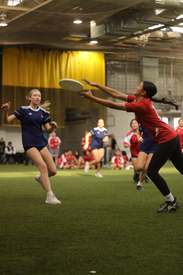 Varsity Girls Ultimate Frisbee, photo 5