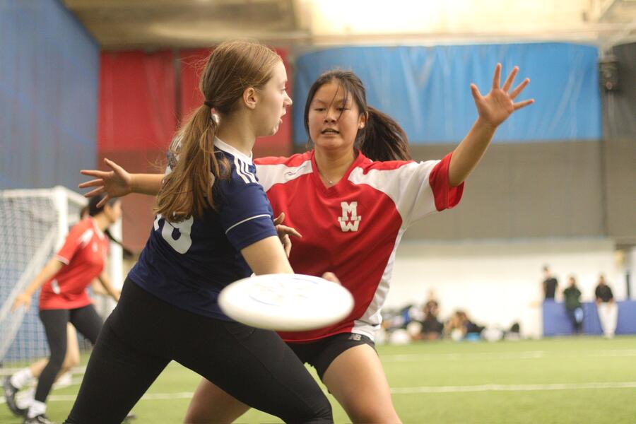 Varsity Girls Ultimate Frisbee, photo 7