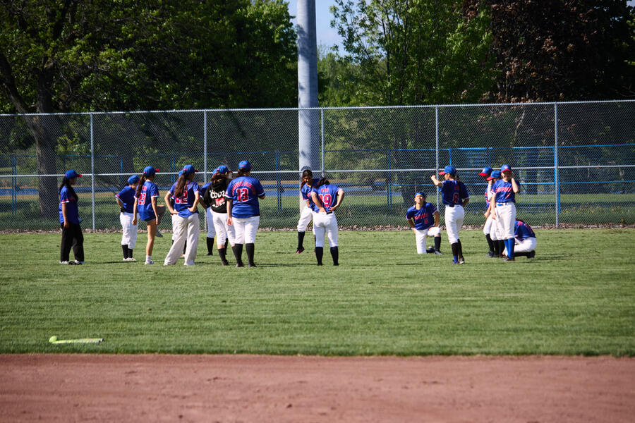 Varsity Girls Softball, photo 1